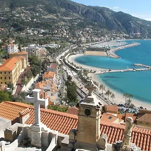 https://rue-longue-vista-mare.fr-provencehotel.com